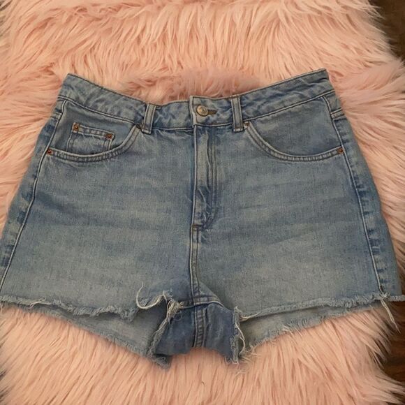 TopShop Mom Moto Distressed Cutoff Shorts - Picture 1 of 11